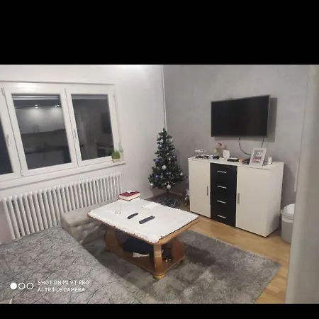 Silvestar-home House Guest house *